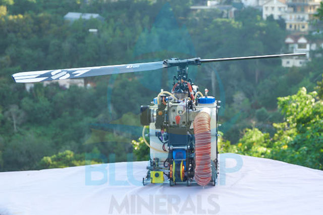 BlueCapHeli® survey helicopter during field setup
