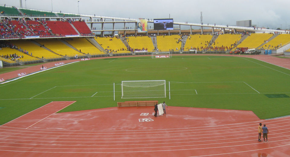 Stade Omnisport Ahmadou Ahidjo par Kondah - Wikimédia Commons CC BY-SA 4.0
