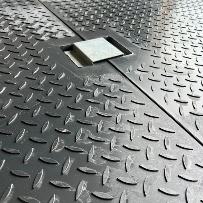 Track Mat 8' x 4' x 3/4