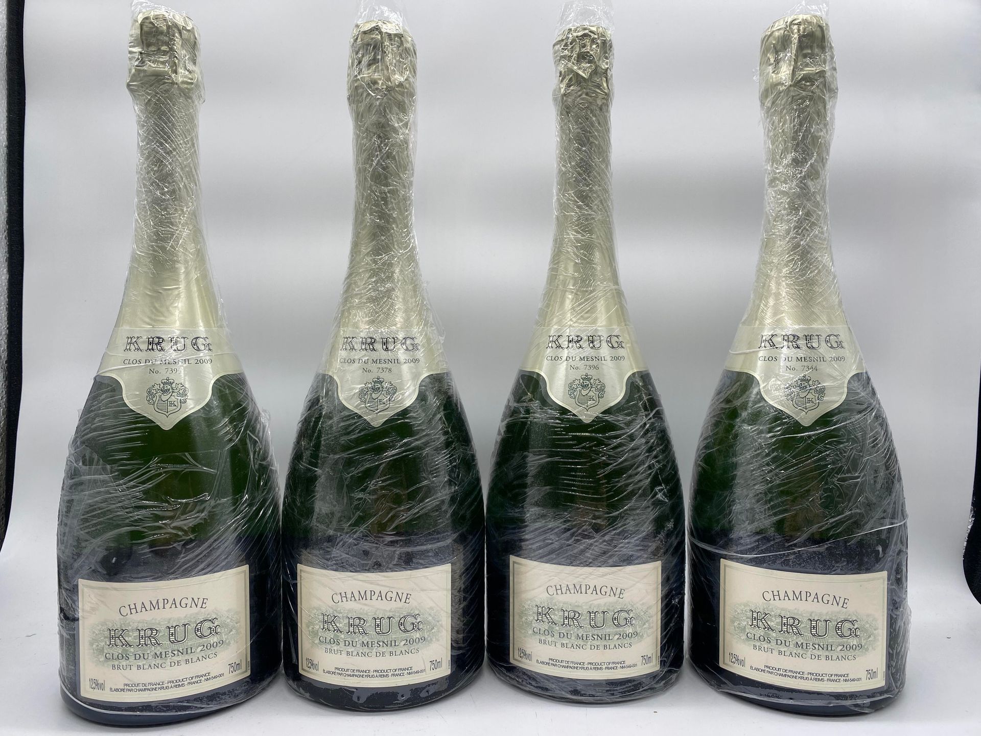 Krug 香檳水位與酒況檢查示意圖
