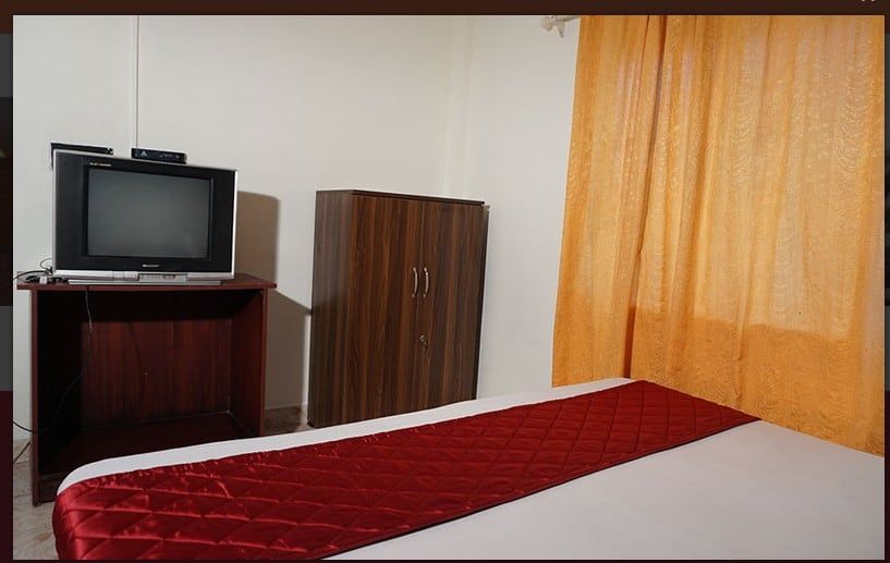 Santuas Karthika Residency