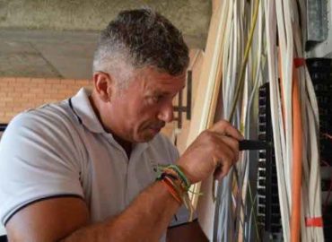 Ambient Electrical || 0415 684 120