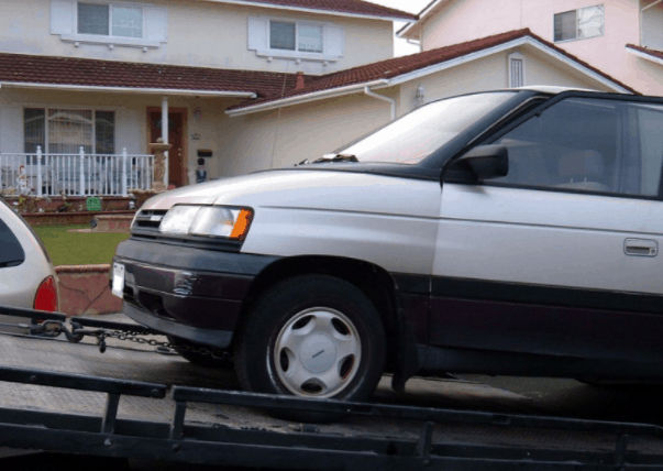 Tow Truck Aurora