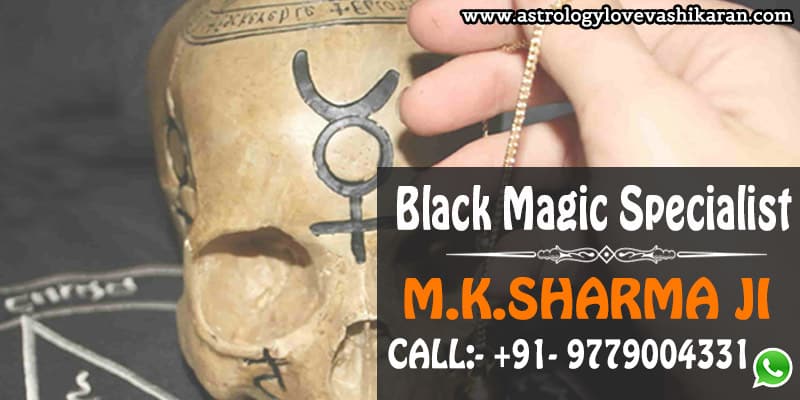 Love Astrology: Love Vashikaran Astrologer M.K Sharma