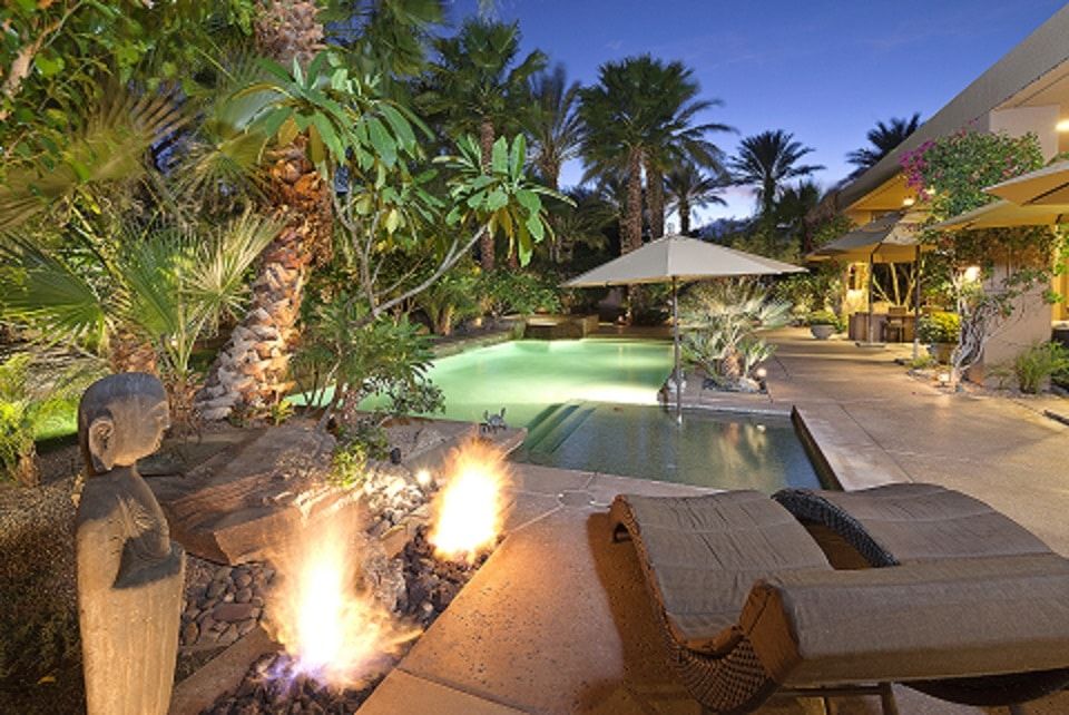 Majestic Landscape Lighting – Outdoor Lighting Service and Installation