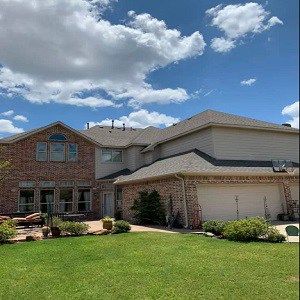 940 Roofing and Construction