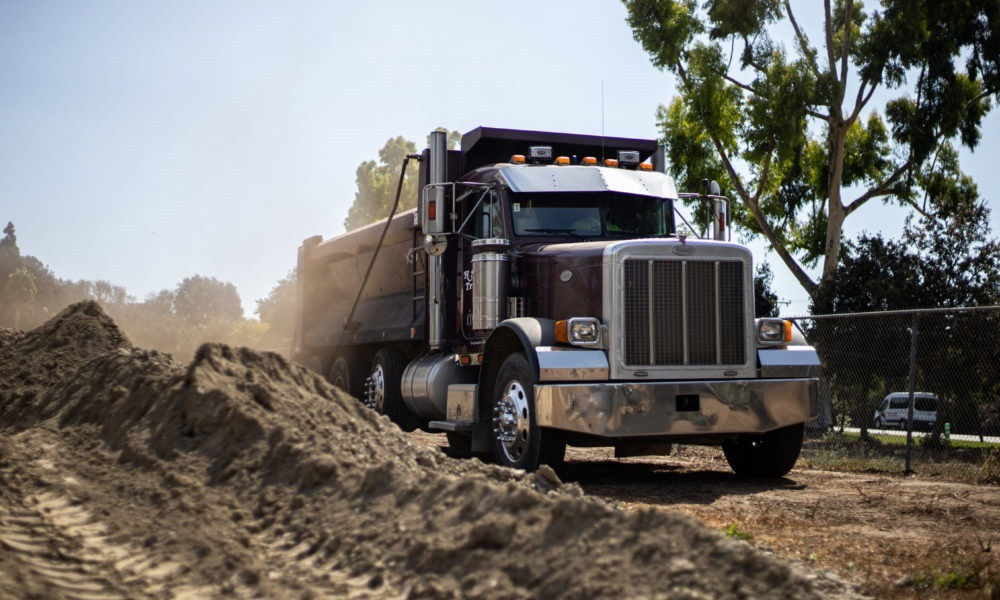 FREE FILL DIRT