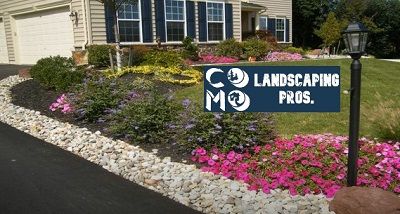 COMO Landscaping Pros.