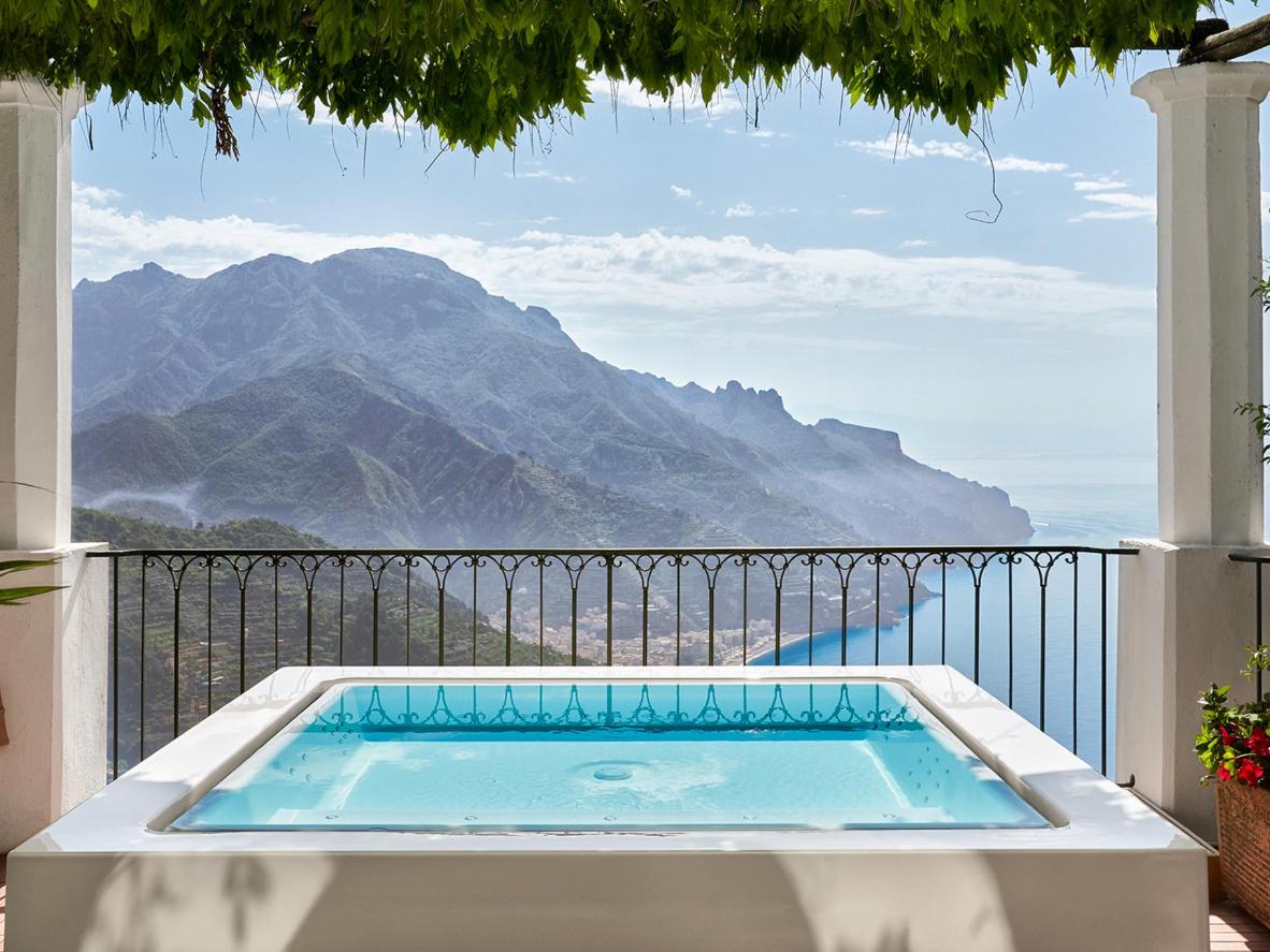 Winding Hot Tubs