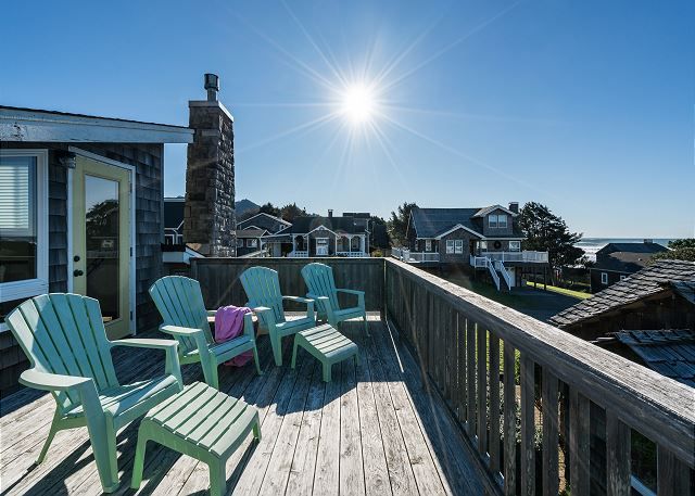 The Houses On Manzanita Beach