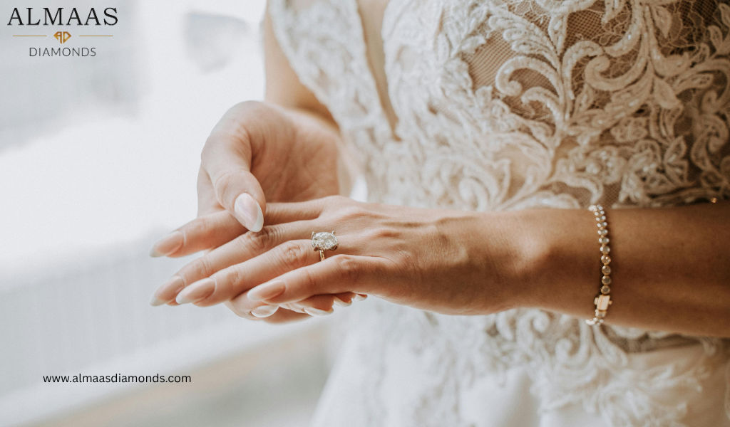 Almaas Diamonds | Trendy Diamond Jewellery Shop