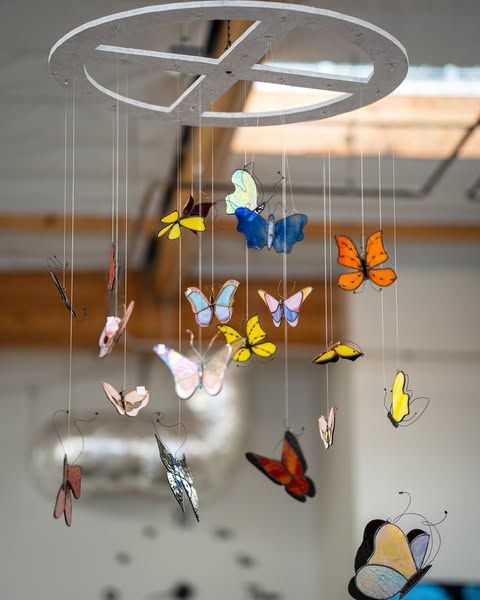 BiNARi Glass Studio