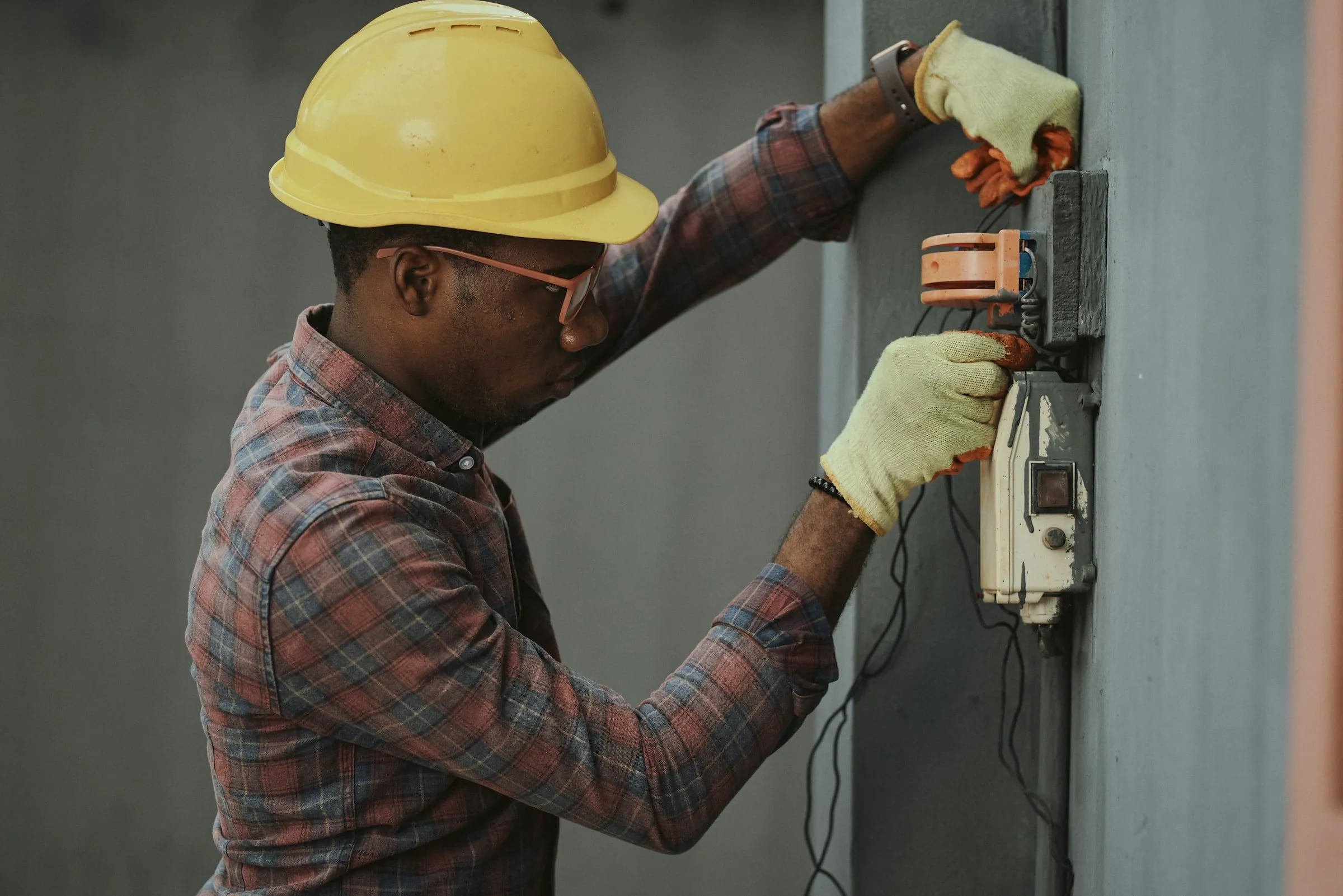 UPTOWNVIBZ TECHNICAL SERVICES LLC