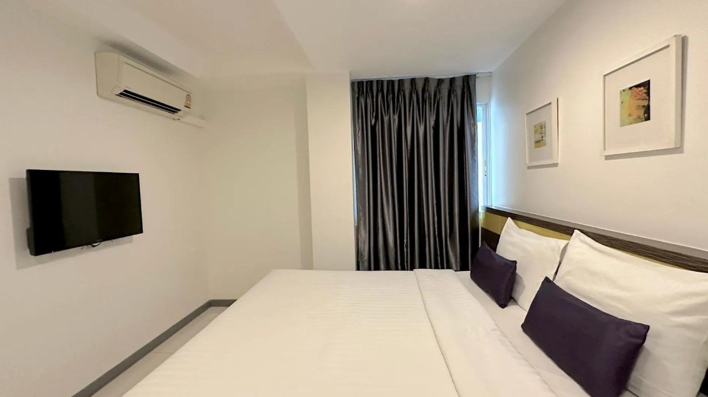 Book hotels online at SleepZon.com