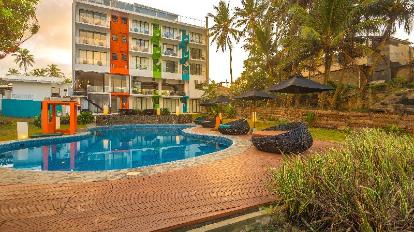 Hotel J
