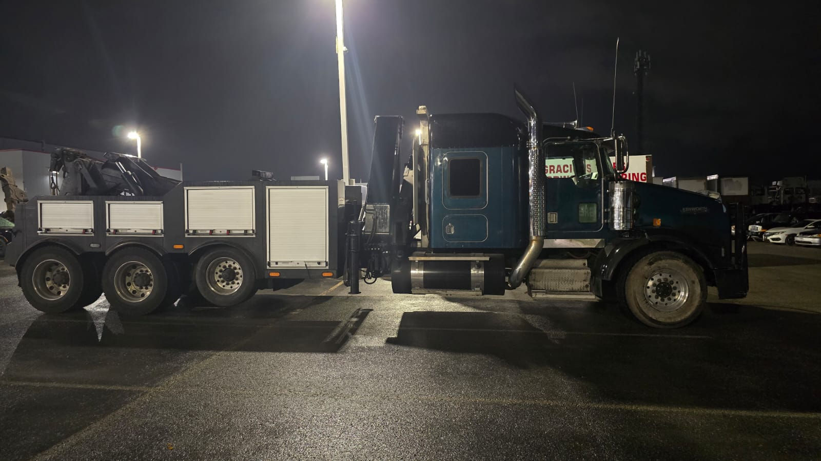 Hamilton Tow Truck Service