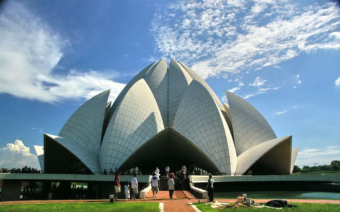 Delhi Darshan Trip Package By Bus