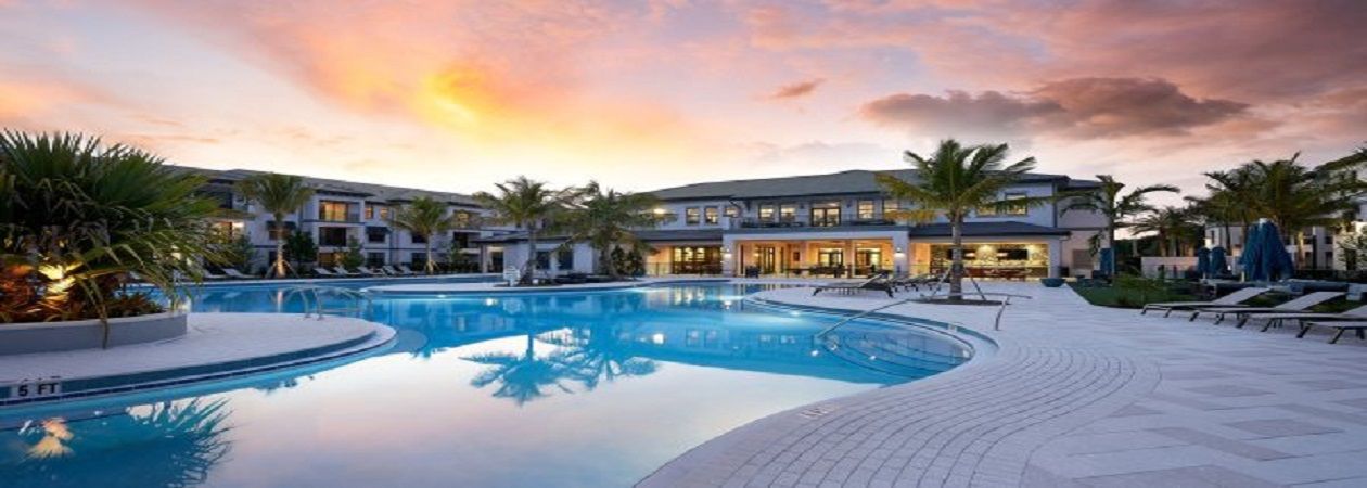 Pool builders Palm Beach Gardens
