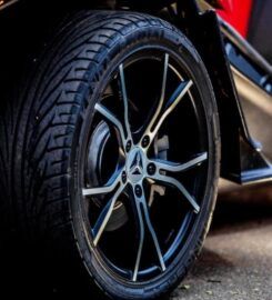 Calderon's Tires