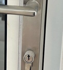 Toni Locksmiths