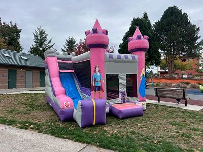 Benny Bounce House Rental