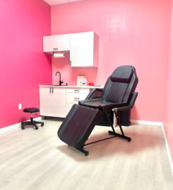 Aesthetica Salon Suites