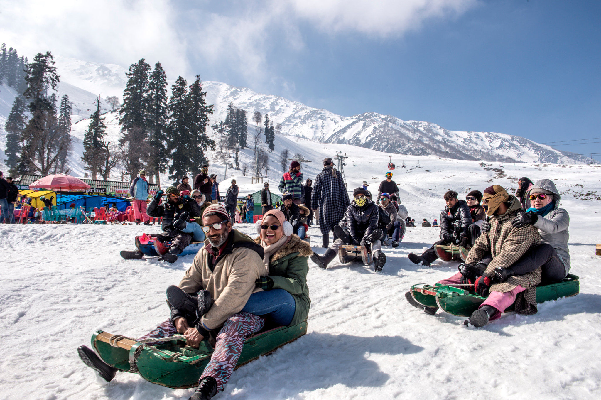 Kashmir Honeymoon Tour Packages For Couple