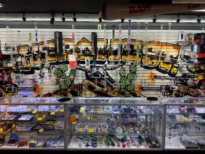 Head West Smoke Shop