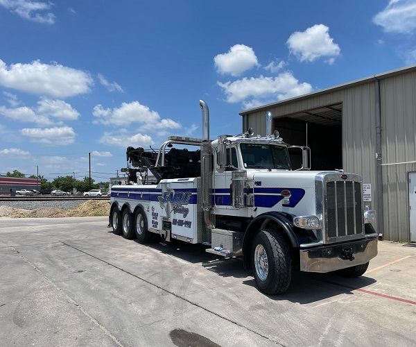 Austin Company Wrecker Service  TX