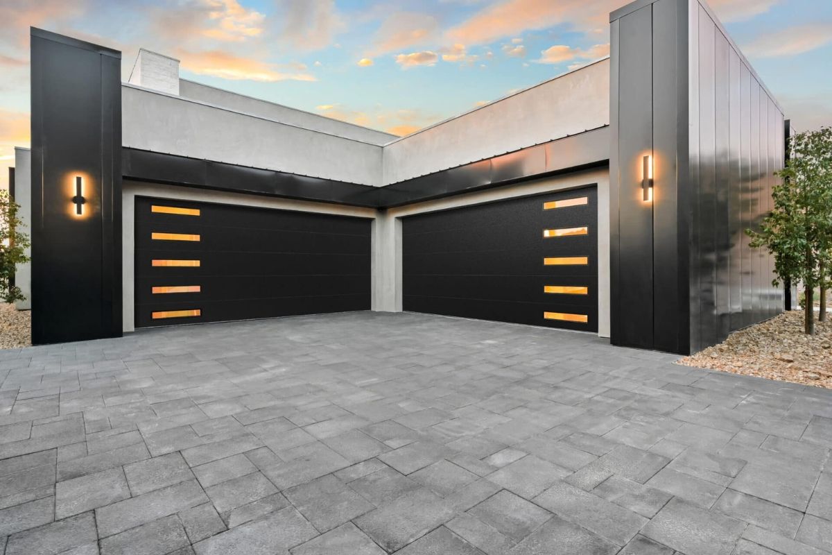 Snap Garage Door