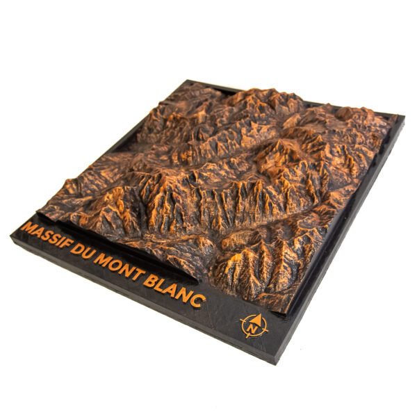3D terrain model of Mont Blanc and the Chamonix Valley, showing rugged alpine peaks, glacial features, and surrounding mountain terrain derived from high-resolution elevation data.