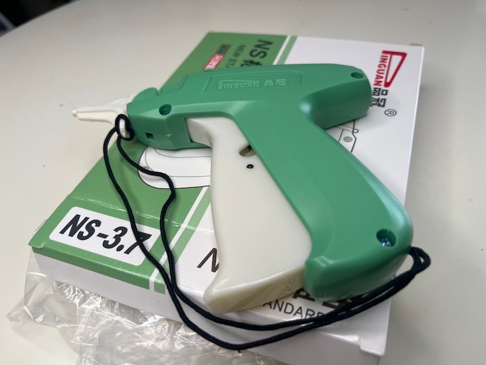 Clothes Tagging Gun