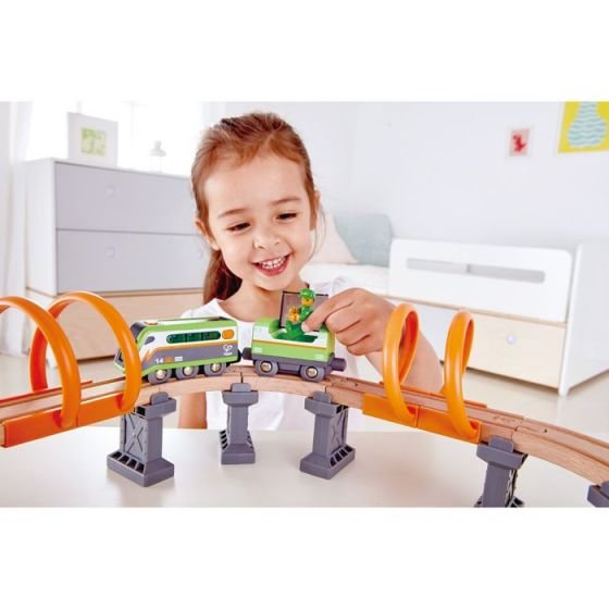 hape solar powered train