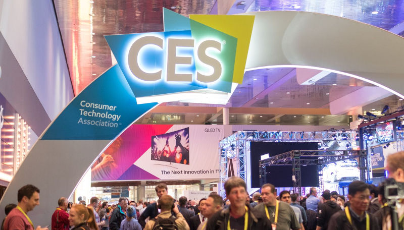 Xreal unveils entry-level 1S series AR glasses and portable peripherals dock