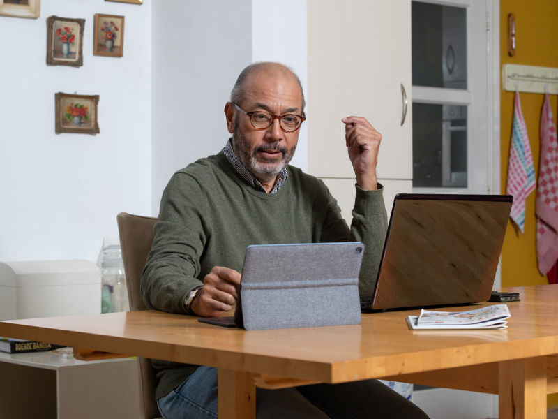 Italian online audience dips to 43.9 mln in November, 95.6% via mobile