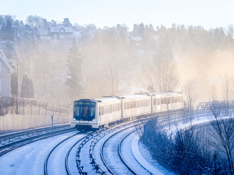 Telia adds mobile base stations along 340 km Stockholm to Sundsvall railway route