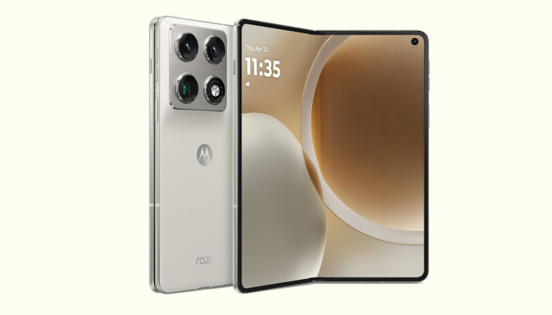 Motorola unveils Razr Fold, World Cup phone and new AI system at CES