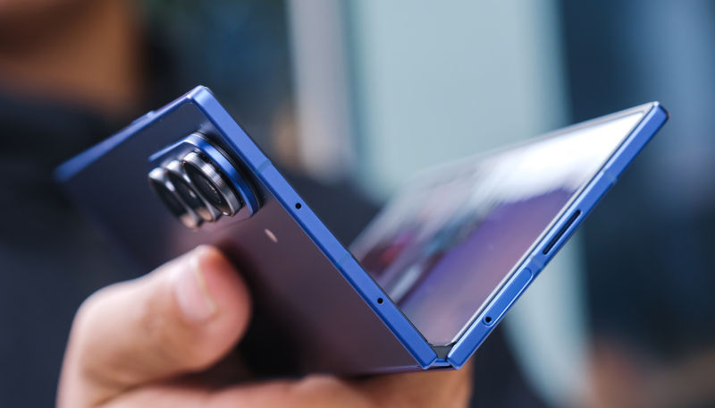 Omdia verwacht verdubbeling van markt voor opvouwbare smartphones in 2028
