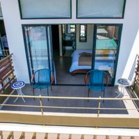 Premium Suite