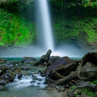Canoa Aventura Arenal Volcano and La Fortuna Waterfall