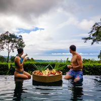Floating brunch