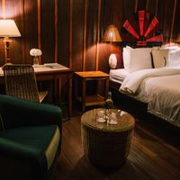Standard Room One Queen Bed