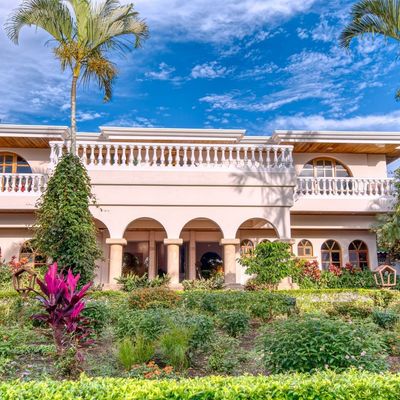 Buena Vista Chic Hotel