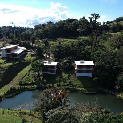 Burbi Lake Lodge
