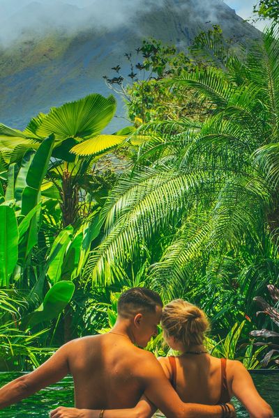 Pura Vida Romance 