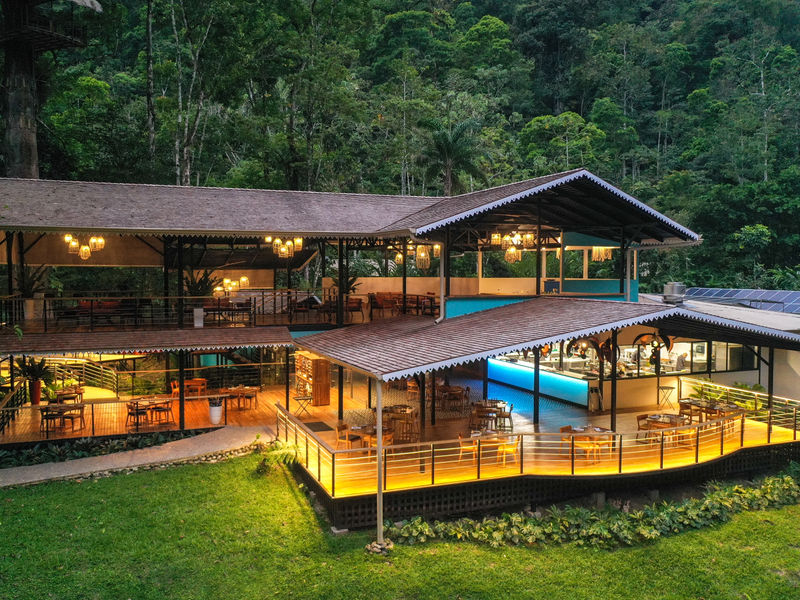 Lodge vs. Hotel in Costa Rica: Which One Is Right for Your Adventure?