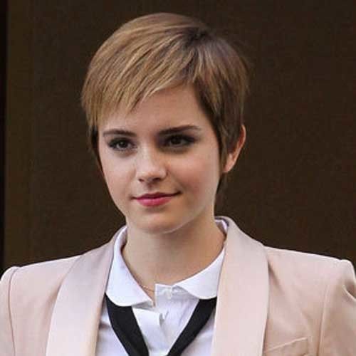 Celebrity Women with Short Hair 5