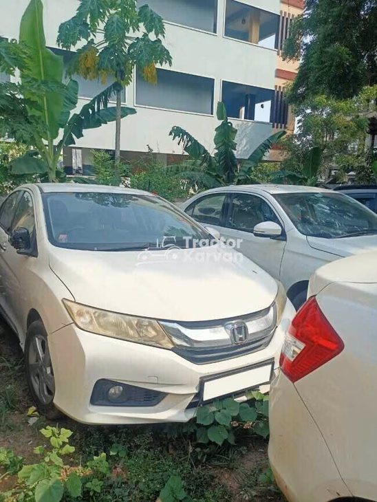 सेकंड हैंड होंडा सिटी वी एमटी आई-डेक कार