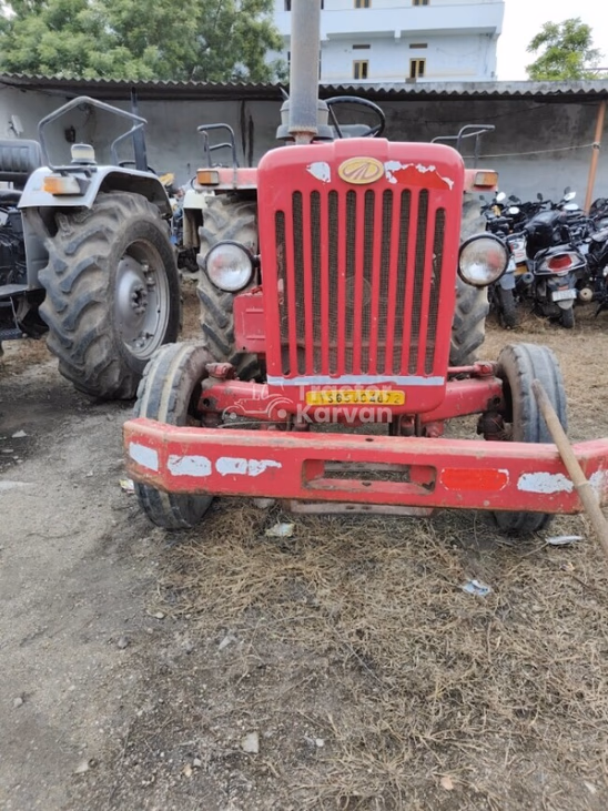 सेकंड हैंड महिंद्रा 575 DI ट्रैक्टर