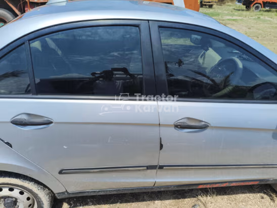 टाटा जेस्ट एक्सएमएस 75 पीएस पुरानी कारें देखें